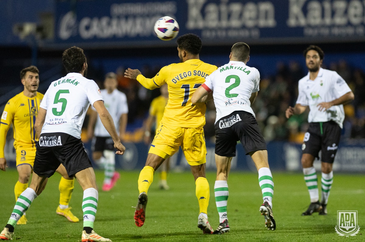 PREVIA | Real Racing - AD Alcorcón: misión complicada, pero no imposible