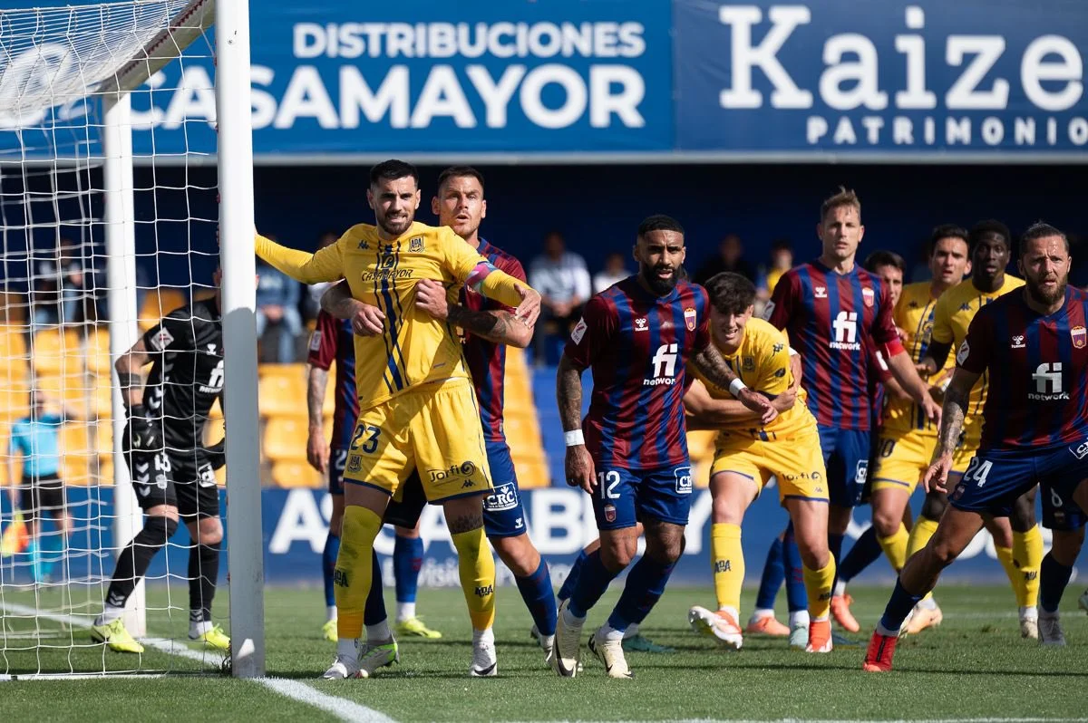 Hasta el último minuto del último partido: cuatro finales por delante para el Alcorcón