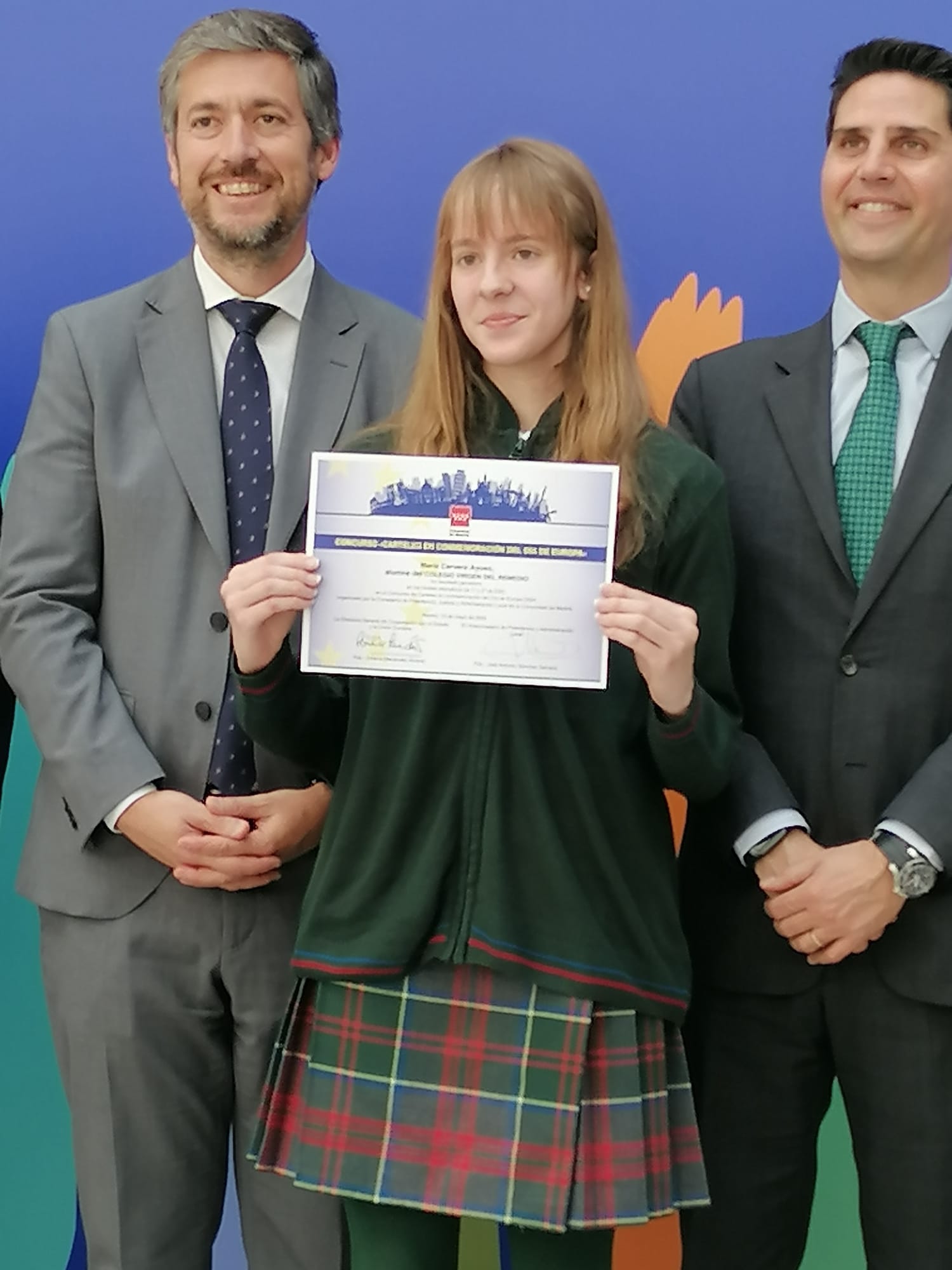 Una alumna del Colegio Virgen del Remedio de Alcorcón, premiada en el Día de Europa