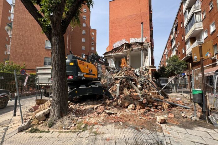 Llevan a cabo la demolición de la Soledad, mítica churrería de Alcorcón