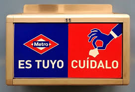 Atentos vecinos de Alcorcón a esta reforma en el Metro Madrid