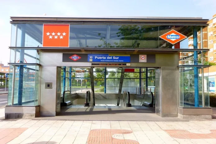 Las estaciones de Metro en Alcorcón no renovarán sus tornos