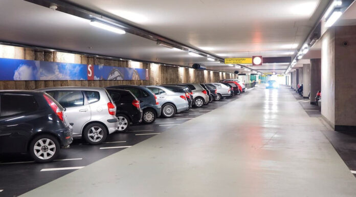 Me han rayado el coche en un parking publico