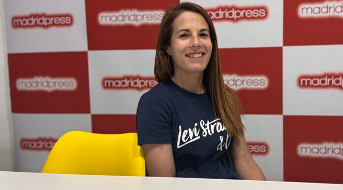 ‘Peque’, una ‘Balón de Oro’ en Alcorcón: “Que te reconozcan con algo tan importante es muy bonito”