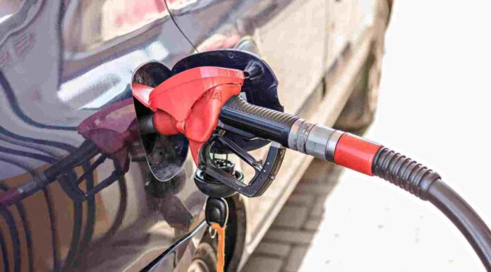 Los vecinos de Alcorcón se pueden beneficiar de la baja de los precios de carburantes