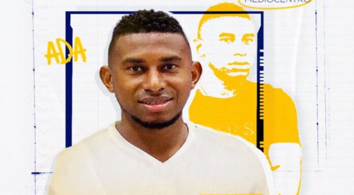 El Alcorcón hace oficial el fichaje del panameño Josiel Núñez