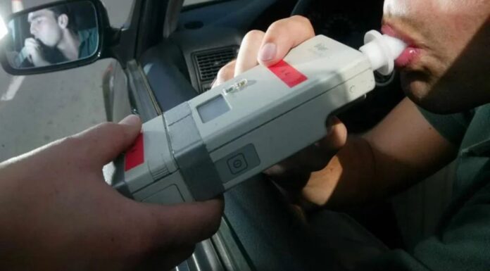 Podrían reducir la tasa de alcohol permitida a conductores noveles y a los profesionales en Alcorcón