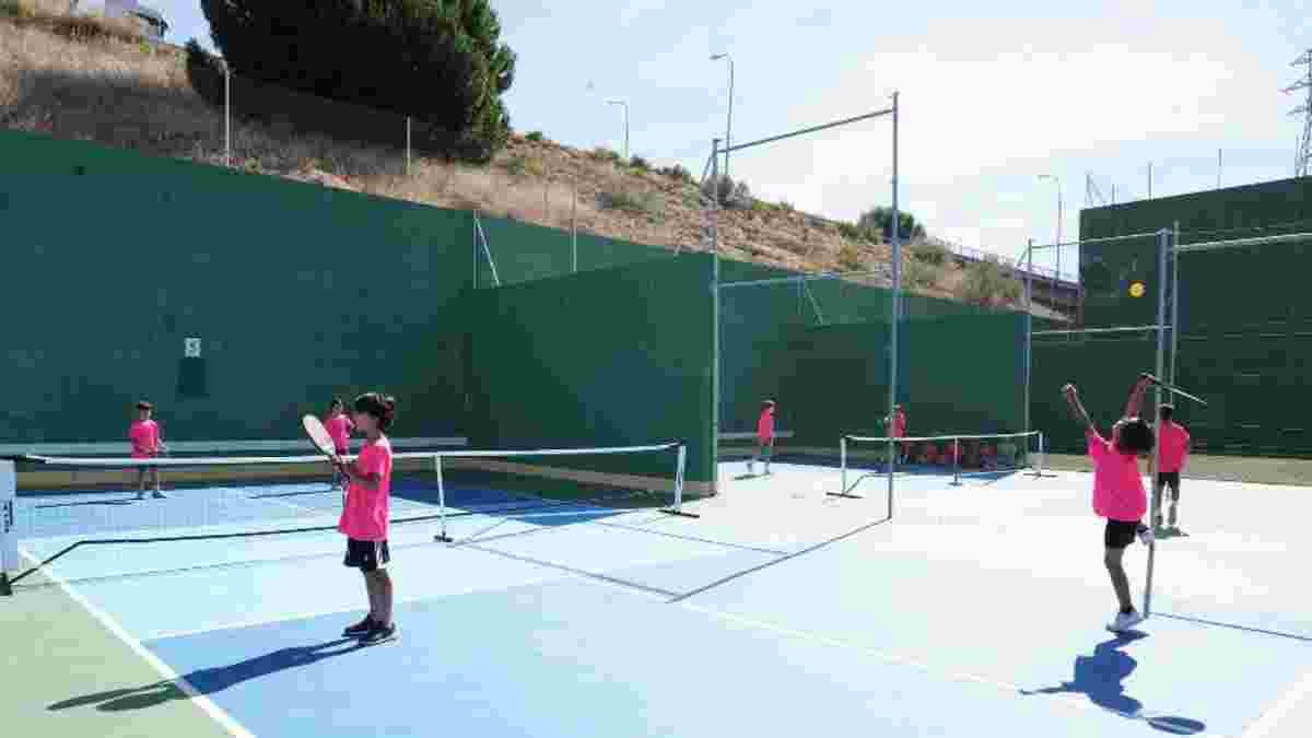 Alcorcón estrena 8 pistas de Pickleball, el deporte de moda