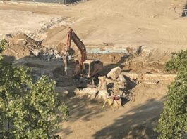 La excavación del terreno que ha supuesto la aparición de la Piscina Torremolinos en Alcorcón