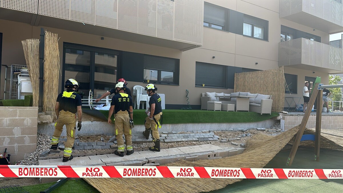 Críticas al Plan Vive de Alcorcón tras la caída de un muro