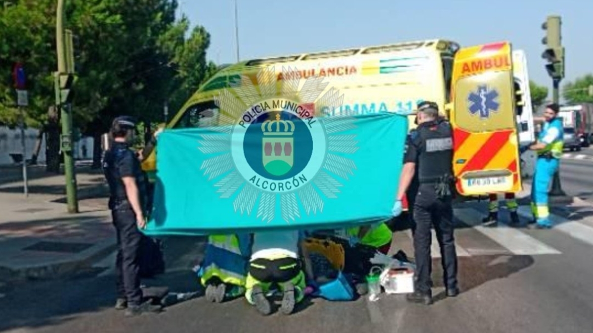 Una mujer se encuentra en estado grave tras ser atropellada por un turismo en Alcorcón