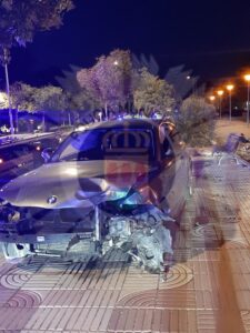 Un vehículo se precipita por las escaleras del parking del X-Madrid en Alcorcón