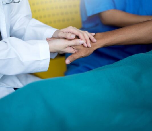 Los tratamientos oncológicos a domicilio llegan al Hospital Fundación de Alcorcón