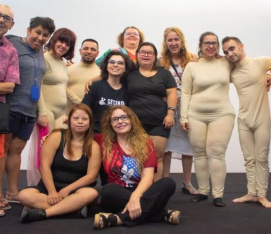 Red de artistas locales de Alcorcón y los mejores planes para el finde. Podcast alcorconhoy Alcorcón inaugura la Red de artistas locales con la obra 'Gandula', de AMÁS Escena