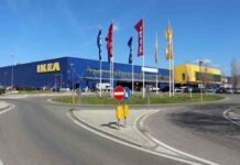 Nueva concentración de las trabajadoras del Ikea contra los despidos abusivos