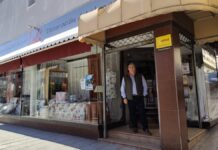 La tienda Decoración Loli cierra tras 50 años de servicio en Alcorcón