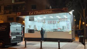 La churrería de la calle Porto Cristo abre sus puertas un invierno más en Alcorcón