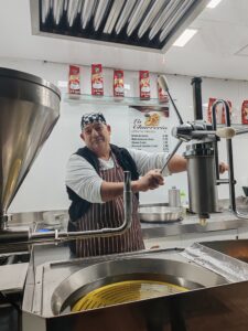 La churrería de la calle Porto Cristo abre sus puertas un inverno más en Alcorcón