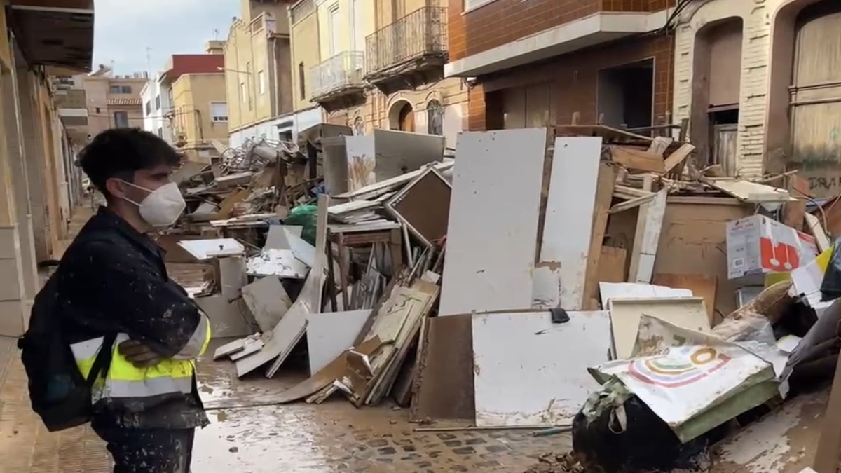 Iván, vecino de Alcorcón y uno de los miles de héroes de Valencia