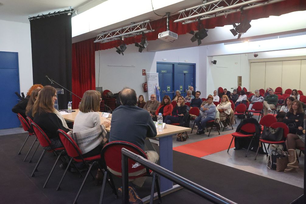 Alcorcón impulsa el acogimiento familiar con jornadas informativas