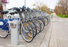 Alcorcón instala un aparcabicicletas en la estación de Las Retamas