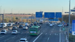 El carril bus de la A-5 desata una ola de críticas en Alcorcón