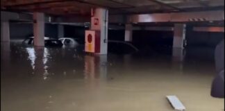 Inundadas tres plantas de un aparcamiento de Alcorcón