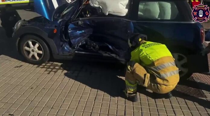 Accidente de tráfico en Alcorcón con un atrapado en pronóstico grave