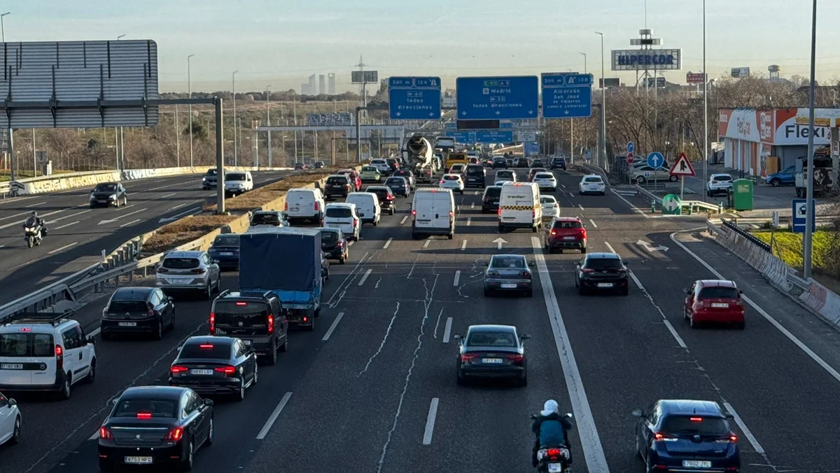 Vecinos de Alcorcón se unen a los de Cuatro Vientos para protestar por las obras de la A-5