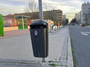 Alcorcón aborda la renovación del Ensanche Sur empezando por las papeleras