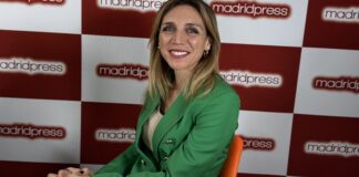 Candelaria Testa, alcaldesa de Alcorcón: «Tenemos tres mesas de trabajo para mejorar la Tasa de Basuras»