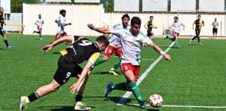 Paso atrás del Alcorcón, el Trival Valderas se queda en tierra de nadie...