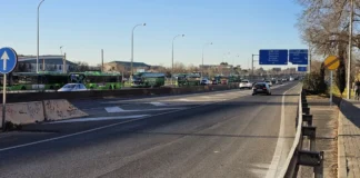 Alcorcón prepara acciones legales por el bloqueo de la A-5 a los autobuses de Príncipe Pío