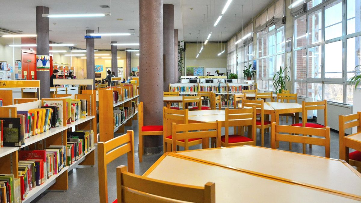 Las bibliotecas de Alcorcón amplían sus horarios en plena época de exámenes