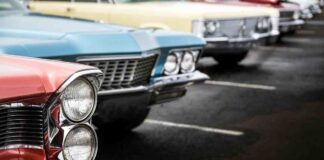 Exhibición masiva de coches clásicos en Alcorcón