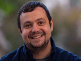 David Comas asume la estrategia comunicativa de Sumar tras el legado de Jesús Santos