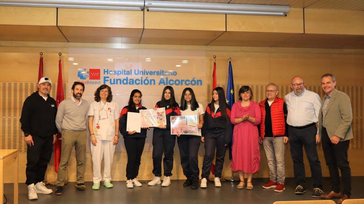 Nueva entrega de premios en el Hospital de Alcorcón con alumnos como protagonistas