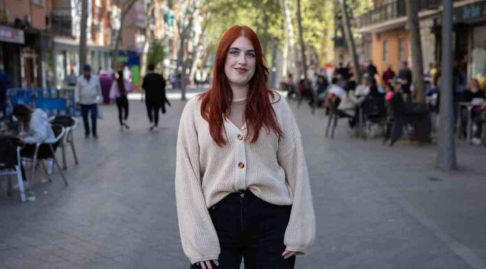 Asume el cargo tras el fallecimiento de Jesús Santos. Miriam Benítez asume su cargo como nueva edil de Ganar Alcorcón