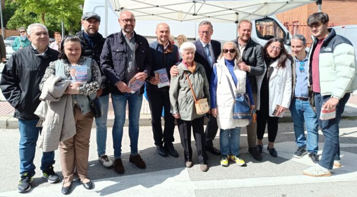 Alfonso Serrano, secretario general del PP en Madrid, visita Alcorcón