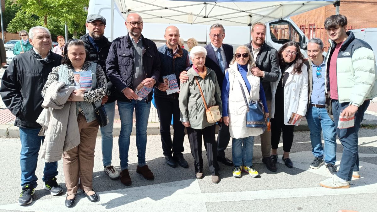 Alfonso Serrano, secretario general del PP en Madrid, visita Alcorcón