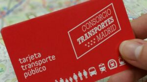 Incremento de 13 euros en los títulos de abono transporte de Alcorcón