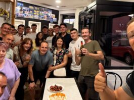 La afición del Alcorcón da un paso al frente y nace la Peña Orgullo Amarillo