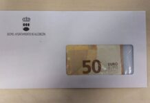 El gran gesto de un vecino de Alcorcón en la devolución de un sobre perdido con dinero
