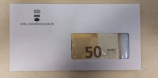 El gran gesto de un vecino de Alcorcón en la devolución de un sobre perdido con dinero