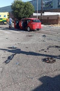 Aparatoso accidente frontal con dos heridos graves en Alcorcón