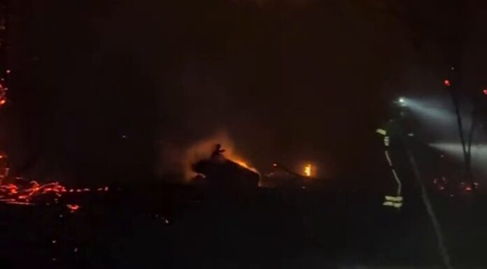 Sofocado un fuerte incendio de madrugada entre Alcorcón y Móstoles
