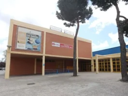 La esperada renovación del exterior del polideportivo Los Cantos de Alcorcón ya está en marcha