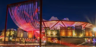 Isabel Aaiún se divierte en el X-Madrid de Alcorcón