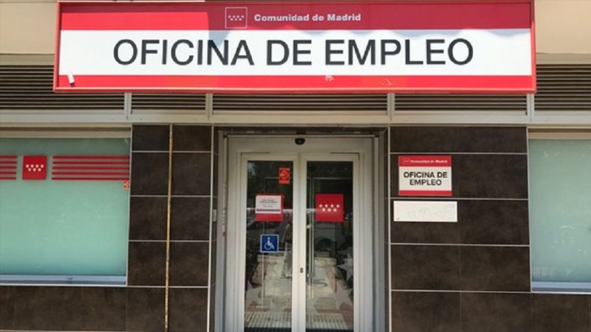 Ligero descenso del desempleo en Alcorcón en el último año