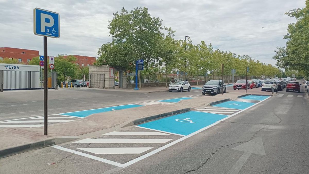 Alcorcón acelera y triplica sus plazas PMR adaptadas en menos de un año